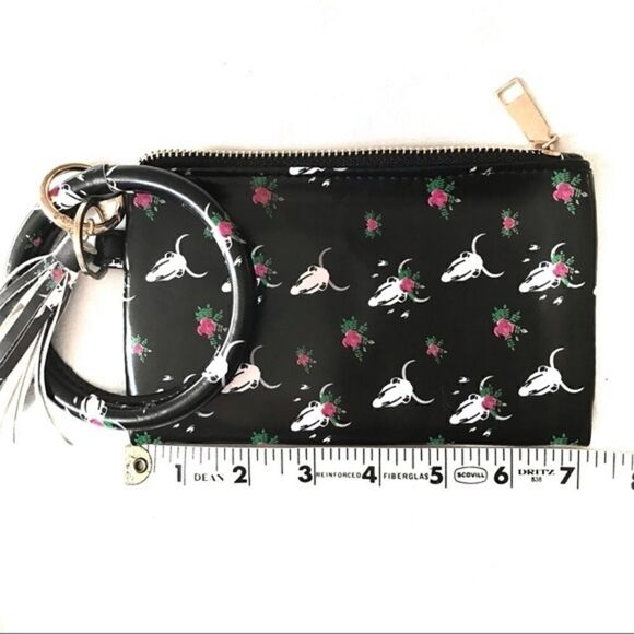 Western Skull Floral Print Wristlet Clutch - Picture 10 of 13